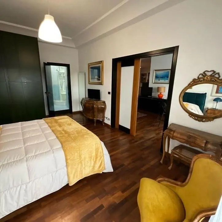 Vesuvius A Toledo Apartment Naples