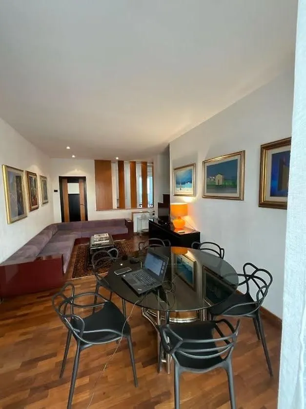 Vesuvius A Toledo Apartment Naples
