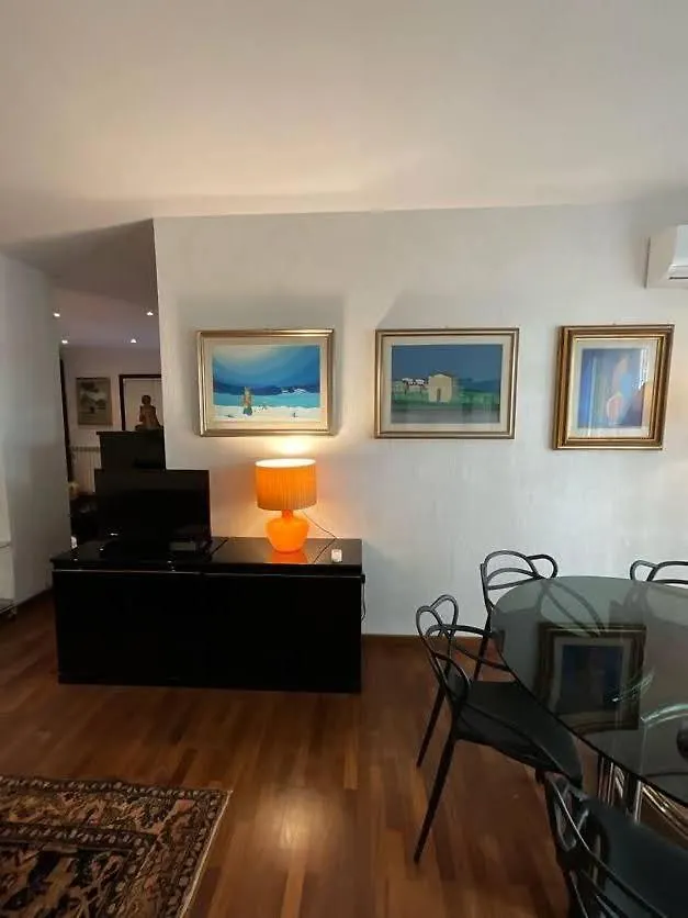 Vesuvius A Toledo Apartment Naples 0*,
